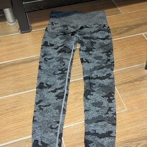 Camo workout leggings